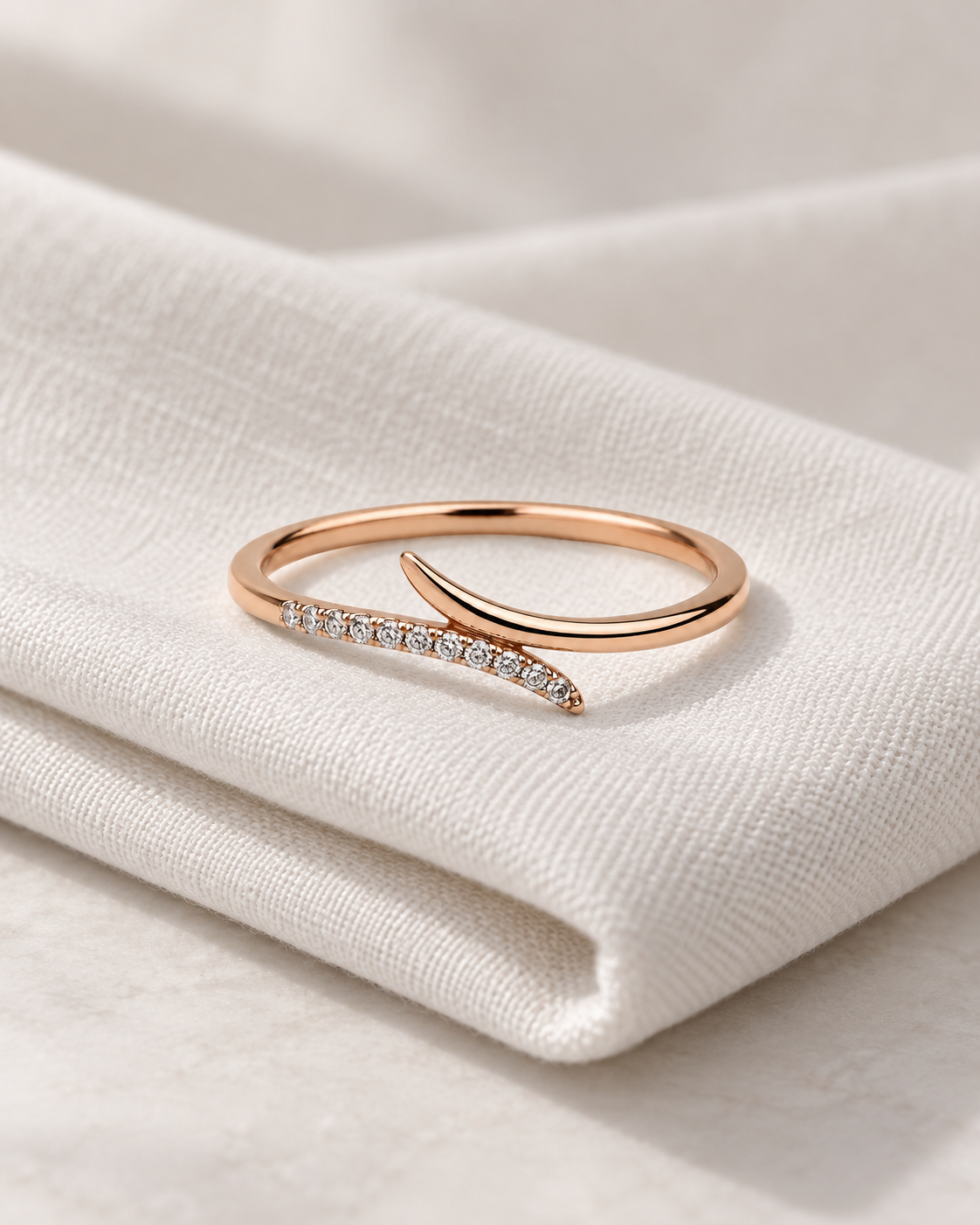 Twin Curve Ring - Design-led creative