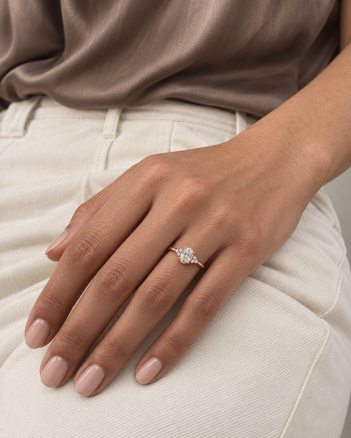 Round Solitaire Ring - Close hand