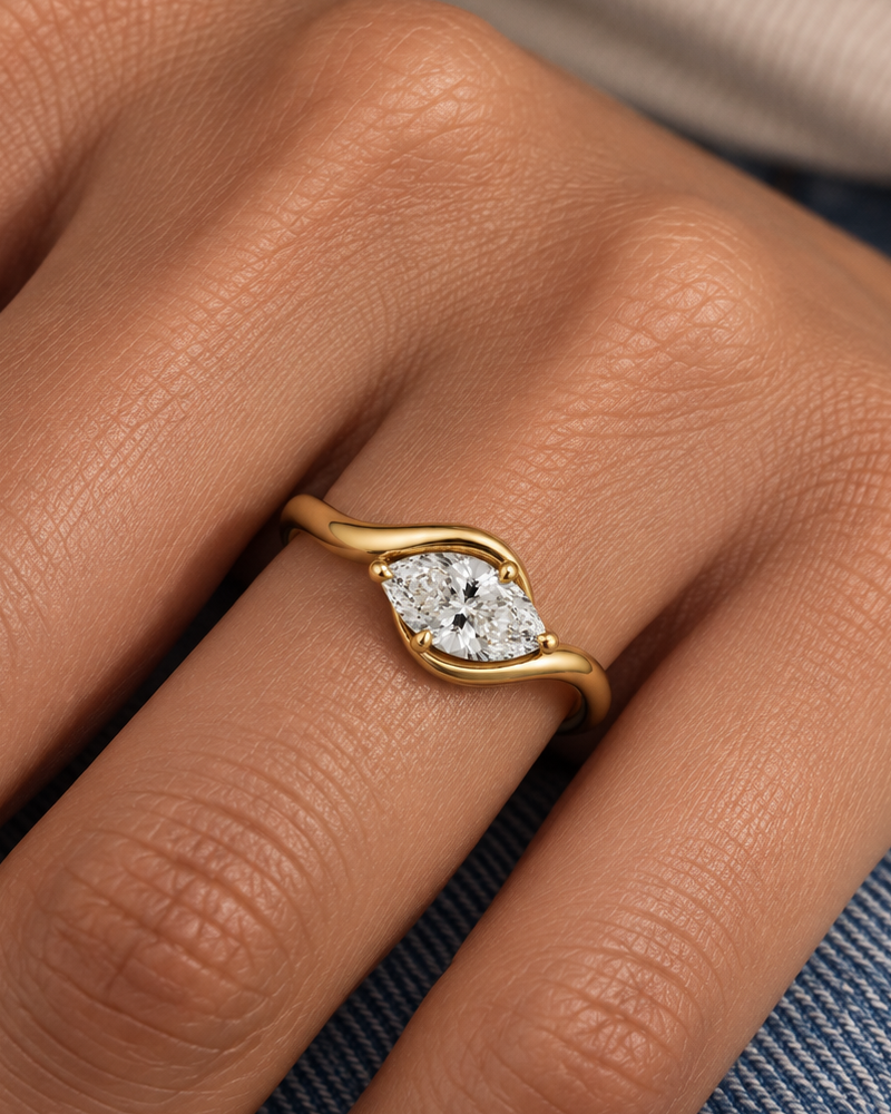 Framed Oval Ring - Close hand