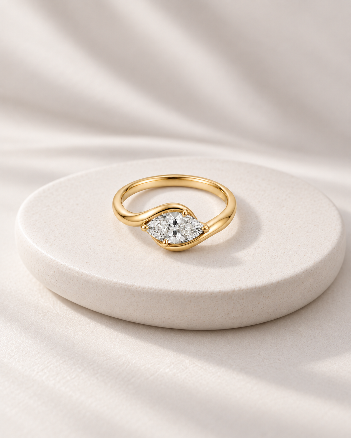 Framed Oval Ring - Design-led creative
