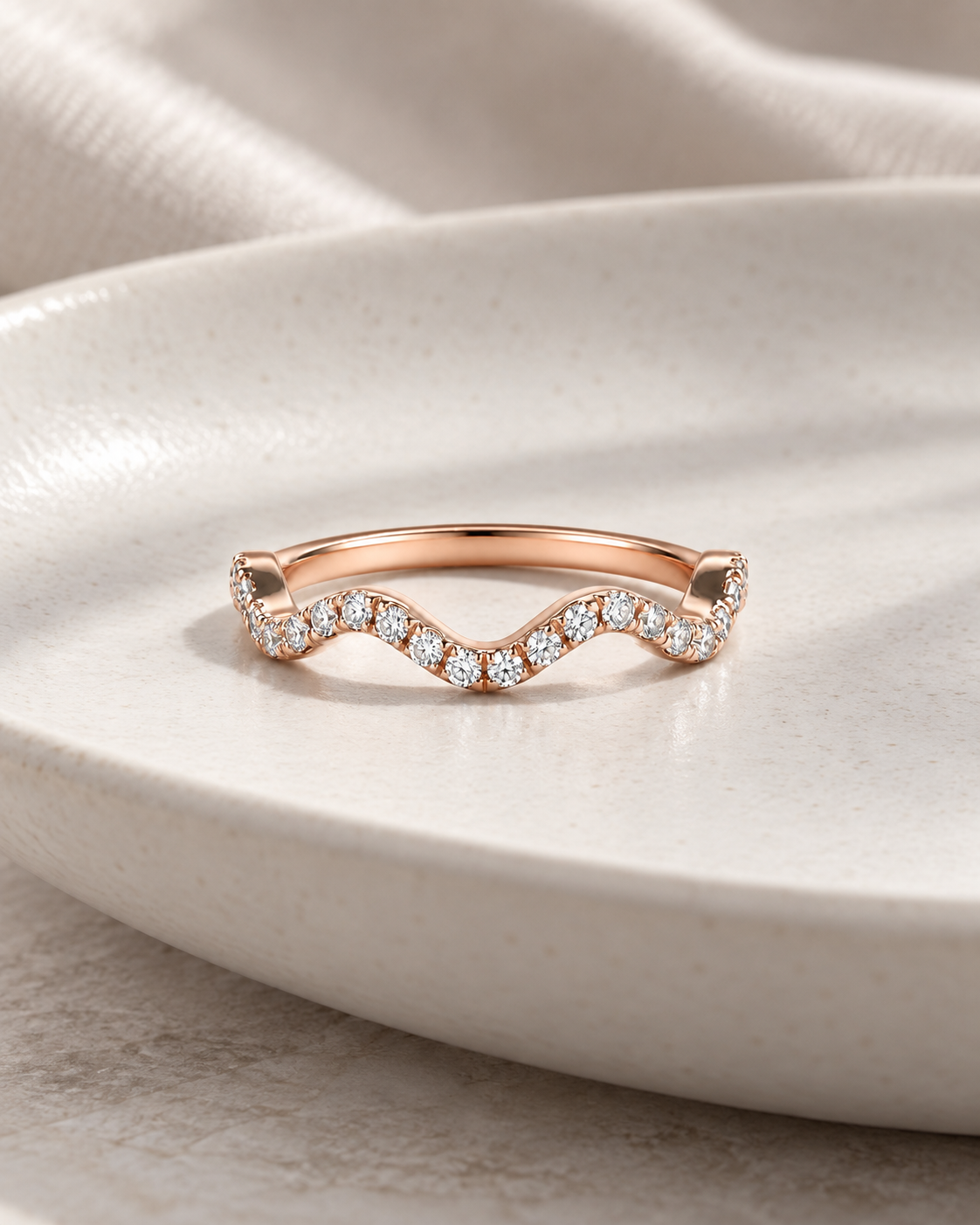 Pavé Wave Ring - Design-led creative