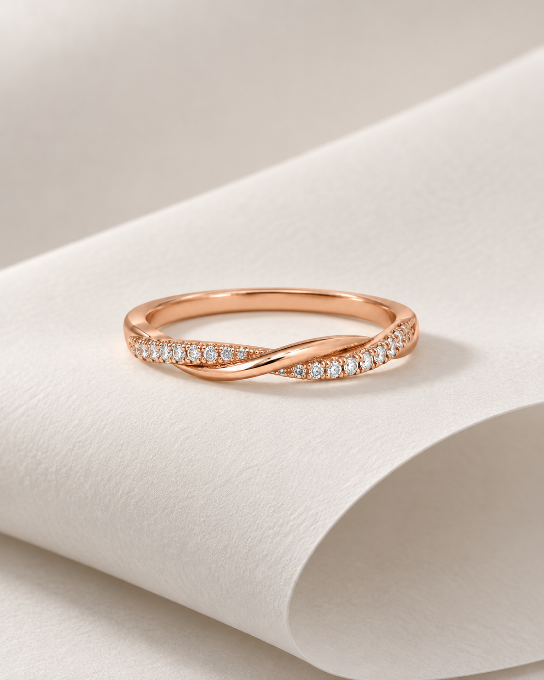 Intertwined Band Ring - Design-led creative
