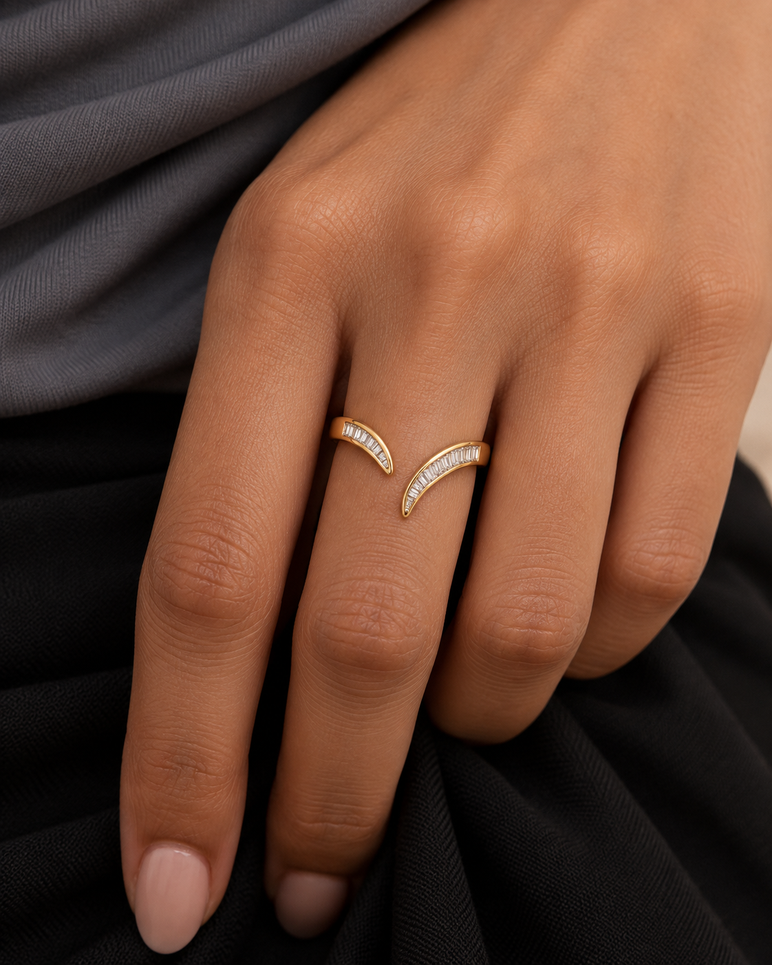 Split Curve Ring — Close hand