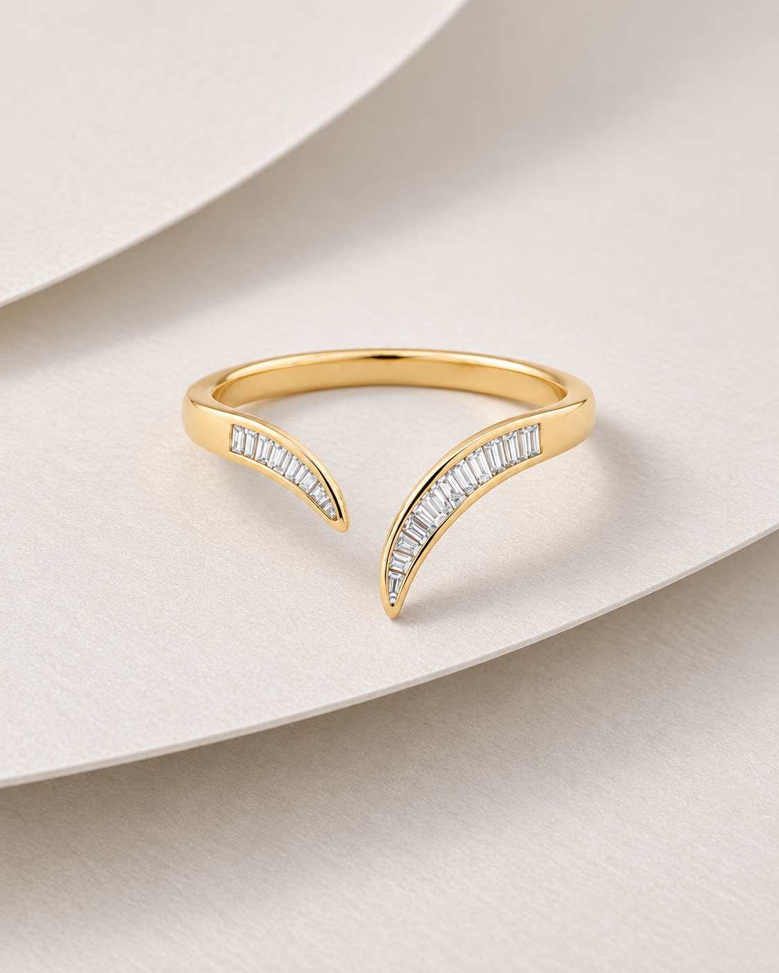 Split Curve Ring — Design-led creative