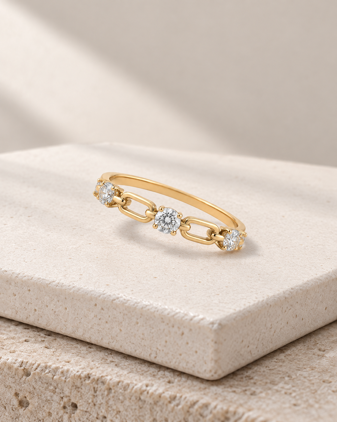 Round Link Ring — Design-led creative