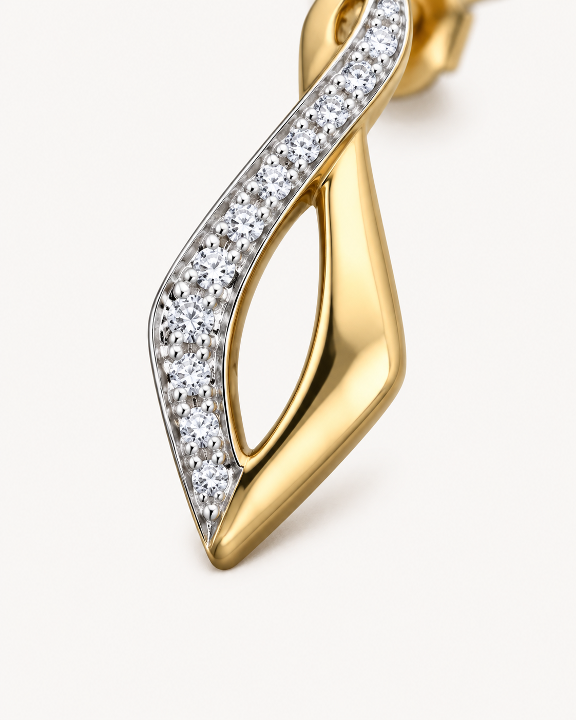 Twisted Leaf Studs — construction detail